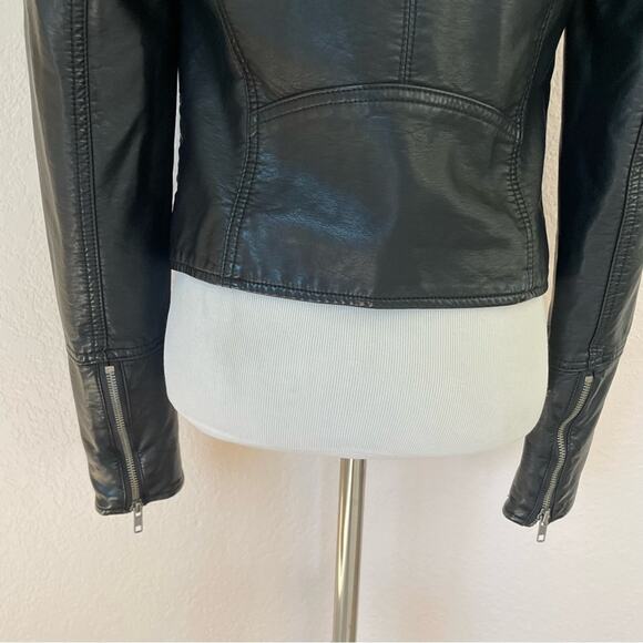 We The Free Dawn Black Vegan Leather Moto Jacket Double Breasted with Hood XS - Picture 14 of 16
